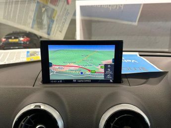 AUDI A3 2.0 TFSI S line Hatchback 3dr Petrol S Tronic Euro 6 (s/s) (190 