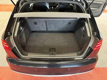 AUDI A3 2.0 TFSI S line Hatchback 3dr Petrol S Tronic Euro 6 (s/s) (190 