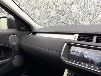 LAND ROVER RANGE ROVER EVOQUE 2.0 TD4 SE Tech SUV 5dr Diesel Auto 4WD Euro 6 (s/s) (180 ps)