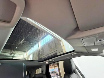 LAND ROVER DISCOVERY SPORT 2.0 SD4 HSE Dynamic Lux SUV 5dr Diesel Auto 4WD Euro 6 (s/s) (24