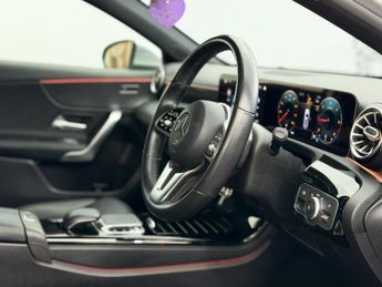 MERCEDES-BENZ A-CLASS 1.5 A180d Sport (Premium) Hatchback 5dr Diesel 7G-DCT Euro 6 (s/