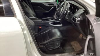 JAGUAR F-PACE 2.0 D180 R-Sport SUV 5dr Diesel Auto AWD Euro 6 (s/s) (180 ps)