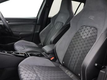 VOLKSWAGEN GOLF 2.0 TDI R-Line Estate 5dr Diesel DSG Euro 6 (s/s) (150 ps)