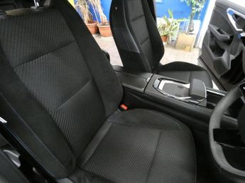 RENAULT AUSTRAL 1.2 E-TECH techno esprit Alpine SUV 5dr Petrol Hybrid Auto Euro 