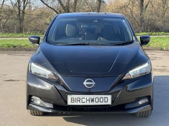 NISSAN LEAF 39kWh N-Connecta Hatchback 5dr Electric Auto (150 ps)