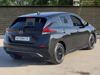 NISSAN LEAF 39kWh N-Connecta Hatchback 5dr Electric Auto (150 ps)