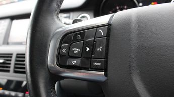 LAND ROVER DISCOVERY SPORT 2.0 TD4 SE Tech SUV 5dr Diesel Auto 4WD Euro 6 (s/s) (180 ps)