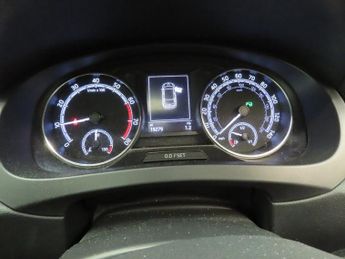 SKODA RAPID SPACEBACK 1.0 TSI SE Sport Hatchback 5dr Petrol DSG Euro 6 (s/s) (110 ps)