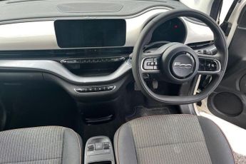 FIAT 500E 42kWh Icon Hatchback 3dr Electric Auto (118 ps) Touchscreen With