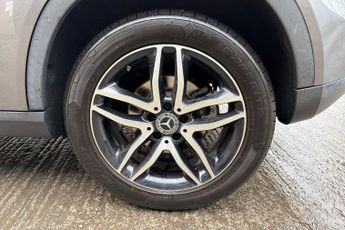 MERCEDES-BENZ GLA CLASS 1.6 GLA180 Urban Edition SUV 5dr Petrol 7G-DCT Euro 6 (s/s) (122