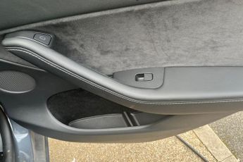 TESLA MODEL Y (Dual Motor) Long Range SUV 5dr Electric Auto 4WDE (384 bhp) Exp