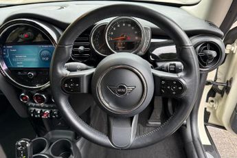 MINI HATCH 1.5 Cooper Classic Hatchback 3dr Petrol Steptronic Euro 6 (s/s) 
