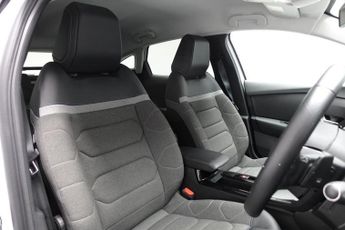 CITROEN C4 1.2 PureTech Shine Hatchback 5dr Petrol EAT8 Euro 6 (s/s) (130 p