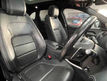 JAGUAR F-PACE 2.0 P250i R-Sport SUV 5dr Petrol Auto AWD Euro 6 (s/s) (250 ps)