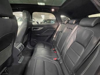 JAGUAR F-PACE 2.0 P250i R-Sport SUV 5dr Petrol Auto AWD Euro 6 (s/s) (250 ps)