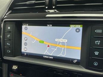 JAGUAR F-PACE 2.0 D180 R-Sport SUV 5dr Diesel Auto AWD Euro 6 (s/s) (180 ps)