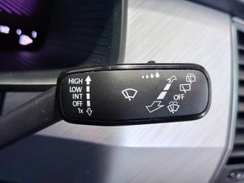 SKODA KODIAQ 1.5 TSI ACT SE Drive SUV 5dr Petrol DSG Euro 6 (s/s) (7 Seat) (1