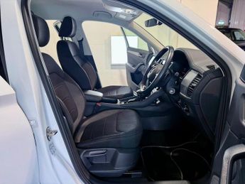 SKODA KODIAQ 1.5 TSI ACT SE Drive SUV 5dr Petrol DSG Euro 6 (s/s) (7 Seat) (1