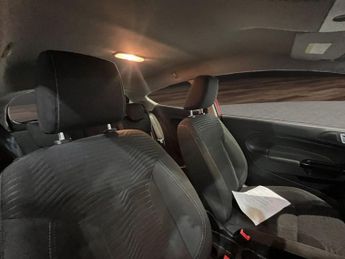 FORD FIESTA 1.0T EcoBoost Zetec Hatchback 3dr Petrol Manual Euro 5 (s/s) (10