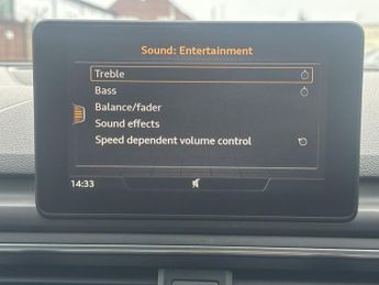 AUDI A4 2.0 TDI 40 S line Saloon 4dr Diesel S Tronic Euro 6 (s/s) (190 p