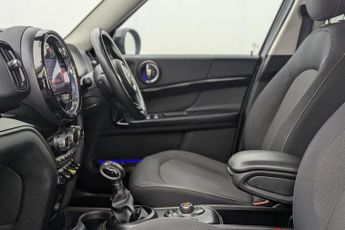 MINI COUNTRYMAN 1.5 10kWh Cooper SE Classic SUV 5dr Petrol Plug-in Hybrid Auto A