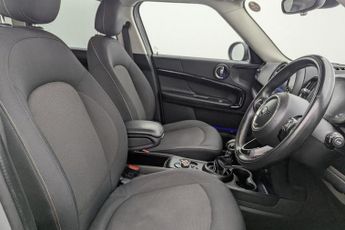 MINI COUNTRYMAN 1.5 10kWh Cooper SE Classic SUV 5dr Petrol Plug-in Hybrid Auto A