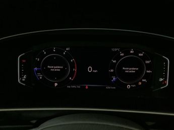 VOLKSWAGEN TIGUAN 1.5 TSI EVO SEL SUV 5dr Petrol DSG Euro 6 (s/s) (150 ps)