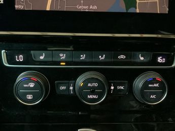 VOLKSWAGEN GOLF 2.0 TDI GT Edition Hatchback 5dr Diesel DSG Euro 6 (s/s) (150 ps