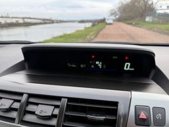TOYOTA PRIUS 1.5 Saloon 4dr Petrol Hybrid CVT (120 g/km, 70 bhp)