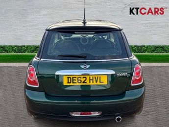 MINI HATCH 2.0 Cooper D Hatchback 3dr Diesel Auto Euro 5 (112 ps)