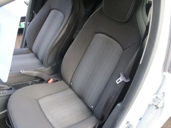 RENAULT ZOE R110 41kWh Dynamique Nav Hatchback 5dr Electric Auto (i) (107 bh