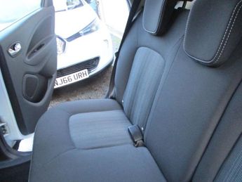 RENAULT ZOE R110 41kWh Dynamique Nav Hatchback 5dr Electric Auto (i) (107 bh