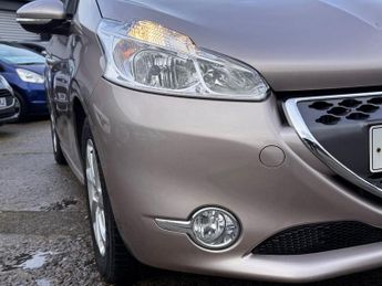 PEUGEOT 208 1.4 e-HDi Active Hatchback 5dr Diesel EGC Euro 5 (s/s) (70 ps)