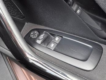 PEUGEOT 208 1.4 e-HDi Active Hatchback 5dr Diesel EGC Euro 5 (s/s) (70 ps)