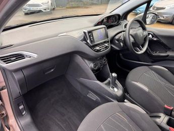 PEUGEOT 208 1.4 e-HDi Active Hatchback 5dr Diesel EGC Euro 5 (s/s) (70 ps)