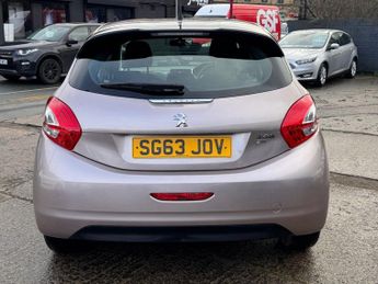 PEUGEOT 208 1.4 e-HDi Active Hatchback 5dr Diesel EGC Euro 5 (s/s) (70 ps)