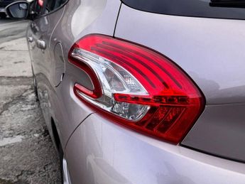 PEUGEOT 208 1.4 e-HDi Active Hatchback 5dr Diesel EGC Euro 5 (s/s) (70 ps)