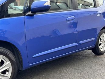 HONDA JAZZ 1.4 i-VTEC ES Hatchback 5dr Petrol CVT Euro 5 (99 ps)