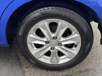 HONDA JAZZ 1.4 i-VTEC ES Hatchback 5dr Petrol CVT Euro 5 (99 ps)