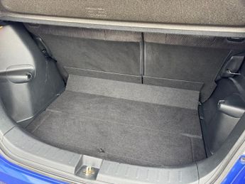 HONDA JAZZ 1.4 i-VTEC ES Hatchback 5dr Petrol CVT Euro 5 (99 ps)