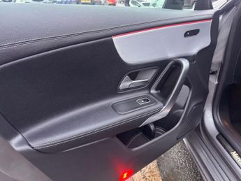 MERCEDES-BENZ CLA 1.3 CLA200 AMG Line (Executive) Coupe 4dr Petrol 7G-DCT Euro 6 (