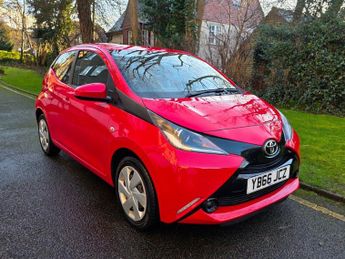 Toyota AYGO 1.0 VVT-i x-play Hatchback 5dr Petrol Manual Euro 6 (68 ps)