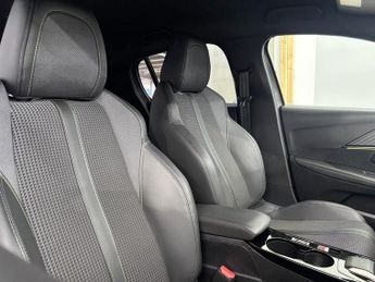 PEUGEOT 208 1.2 PureTech GT Hatchback 5dr Petrol EAT Euro 6 (s/s) (100 ps)