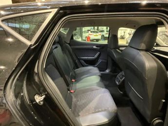 SEAT LEON 1.4 eHybrid 12.8kWh FR Hatchback 5dr Petrol Plug-in Hybrid DSG E