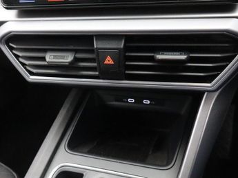 SEAT LEON 1.4 eHybrid 12.8kWh FR Hatchback 5dr Petrol Plug-in Hybrid DSG E