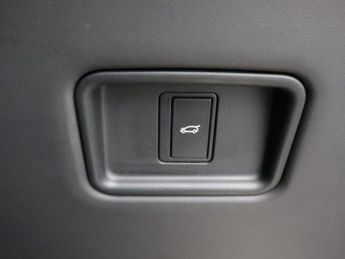 LAND ROVER RANGE ROVER SPORT 3.0 P400 MHEV Dynamic SE SUV 5dr Petrol Auto 4WD Euro 6 (s/s) (4