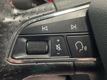 SEAT LEON 1.4 EcoTSI FR Technology Hatchback 5dr Petrol Manual Euro 6 (s/s