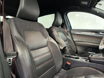 RENAULT ARKANA 1.3 TCe MHEV r.s. line SUV 5dr Petrol EDC 2WD Euro 6 (s/s) (140 