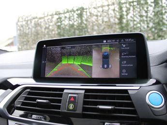 BMW IX3 80kWh Premier Edition Pro SUV 5dr Electric Auto (286 ps)