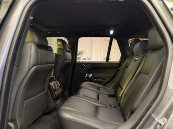 LAND ROVER RANGE ROVER 3.0 TD V6 Vogue SUV 5dr Diesel Auto 4WD Euro 5 (s/s) (258 ps)